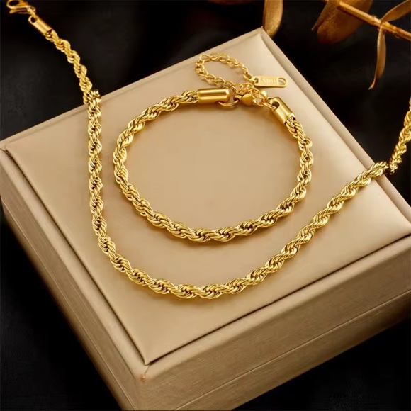 Anthropologie 18K Gold Stainless Steel Twisted Rope Necklace Bracelet Set - Picture 4 of 10